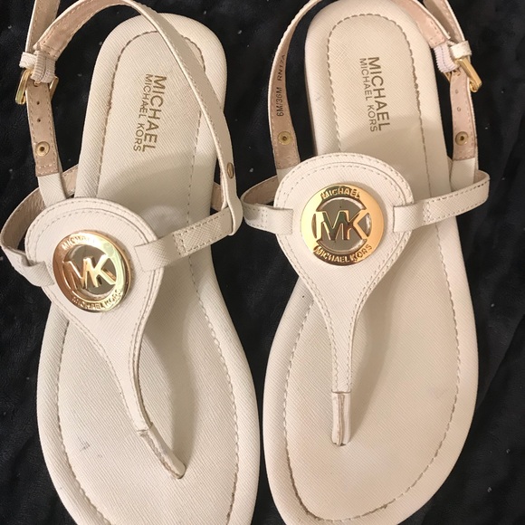 KORS Michael Kors Shoes - White Michael Kors Sandals Size 6